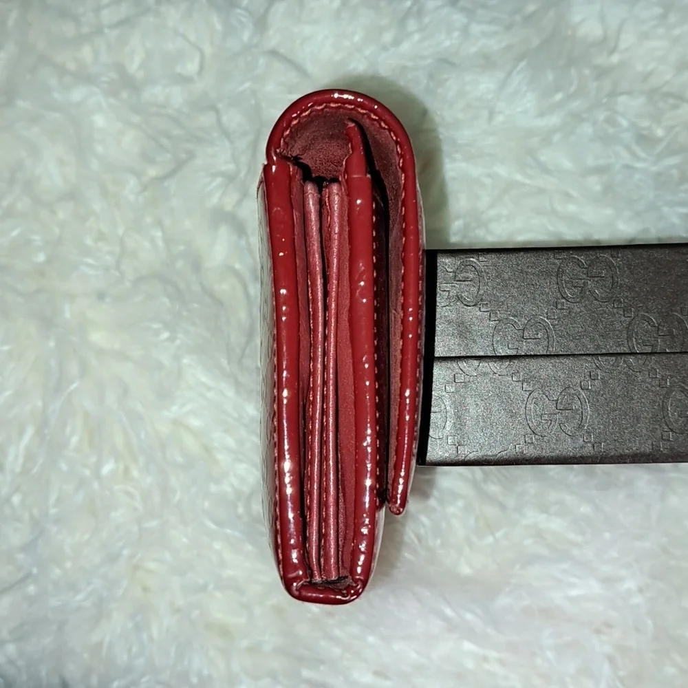 🔥🔥Gucci Guccissima Red Patent Leather Wallet - EUC - Picture 9 of 17